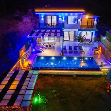 Villaferistah Villa *